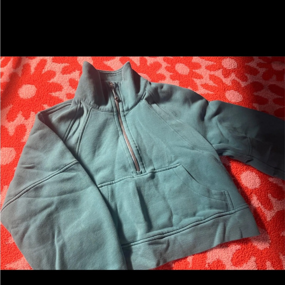 Lululemon Scuba